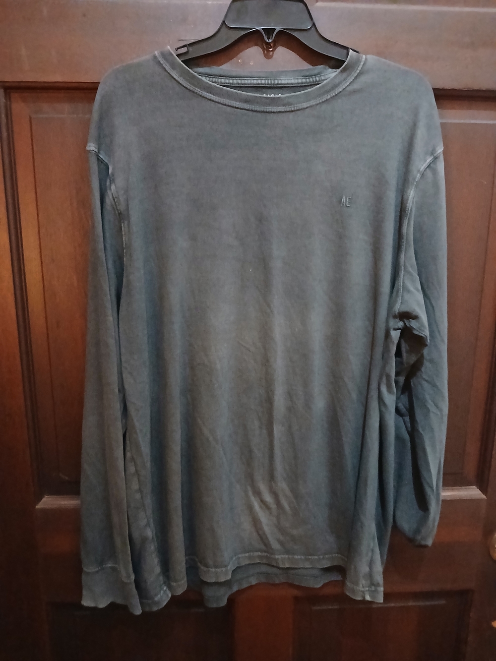 American Eagle Outfitters Men's Long-Sleeve Crewneck Shirt XL Charcoal Gray
